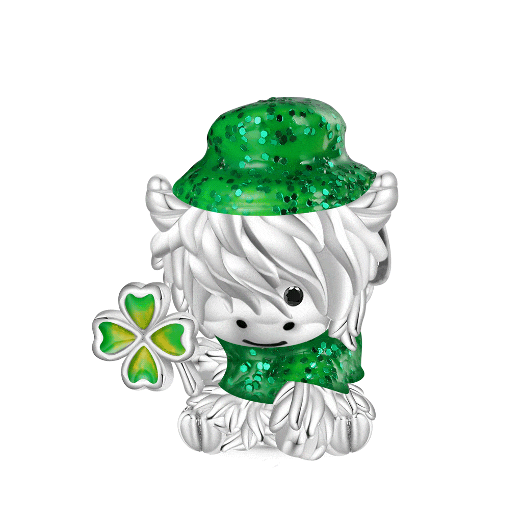 Highland Cow Clover Charm