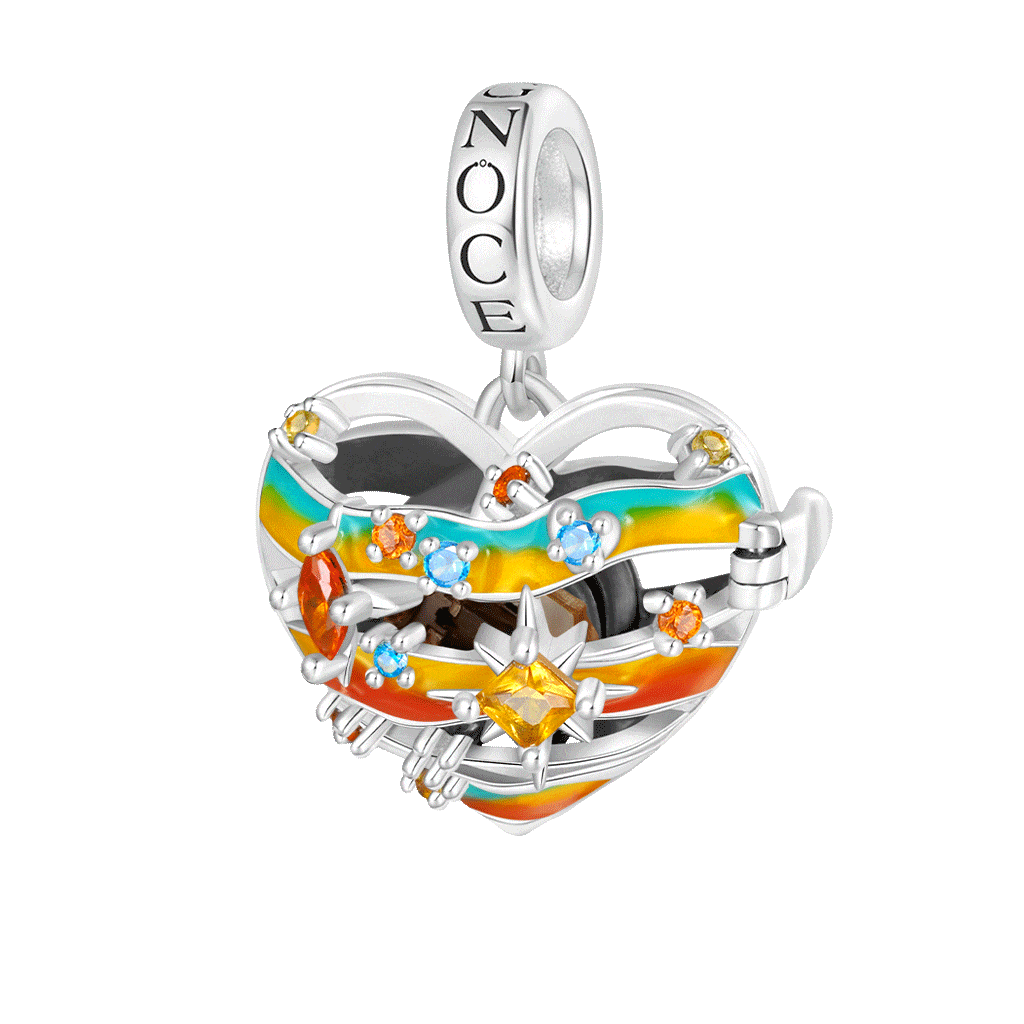 Heart Wireless LED Glow Jupiter Pendant