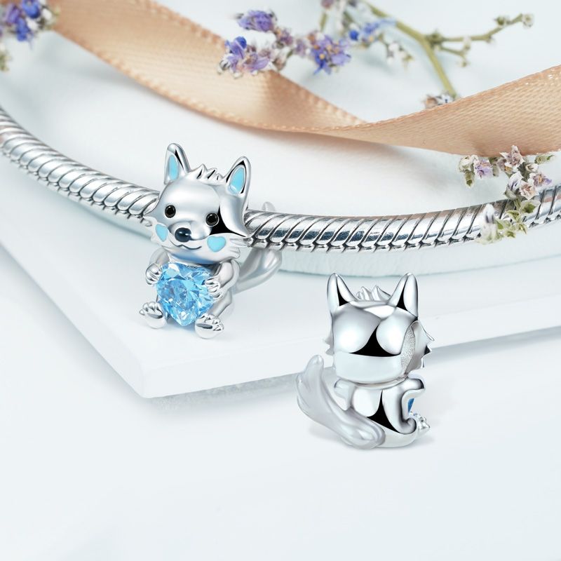 Arctic Wolf Charm