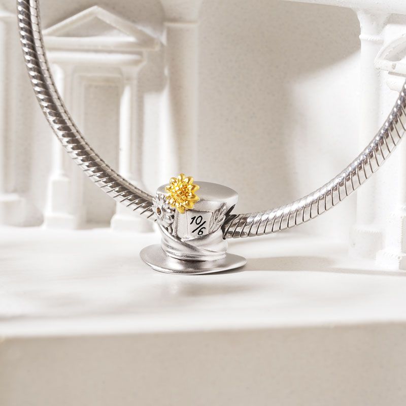 Hat Gift Charm