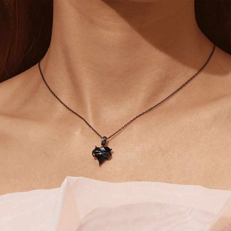 Heart Thorn Pendant
