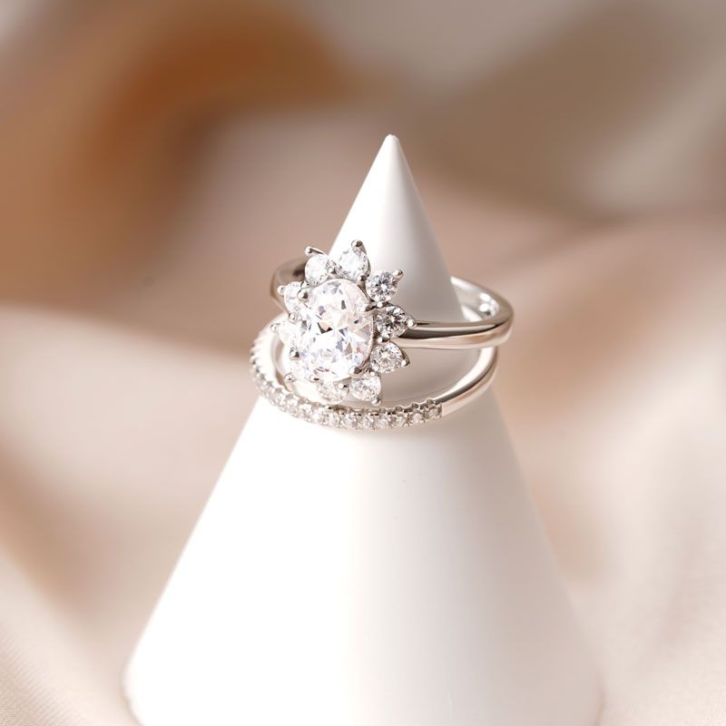 Oval Cut Ring Set