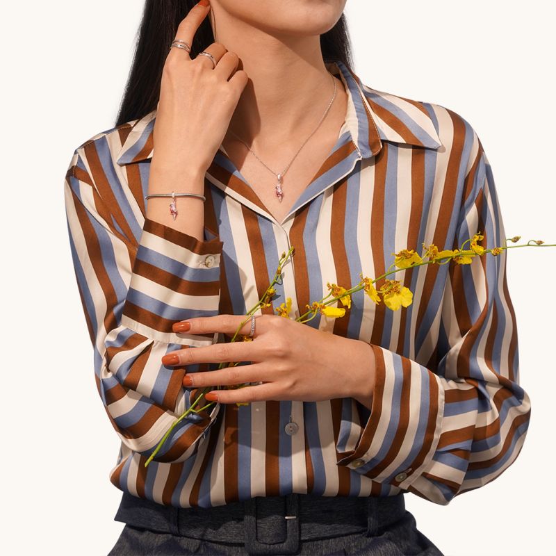 Parrot Pendant