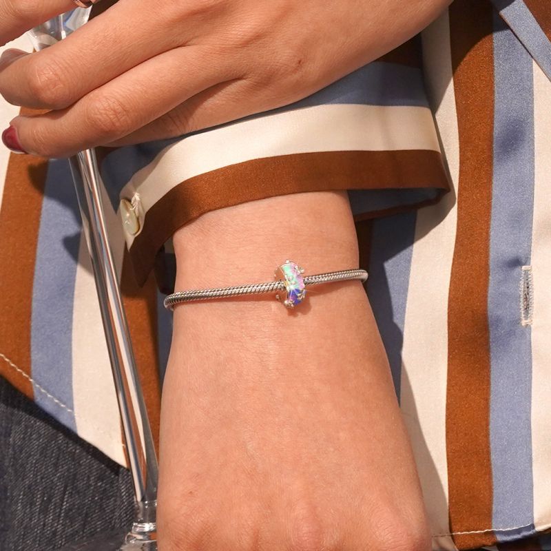 Bee Daisy Colorful Charm