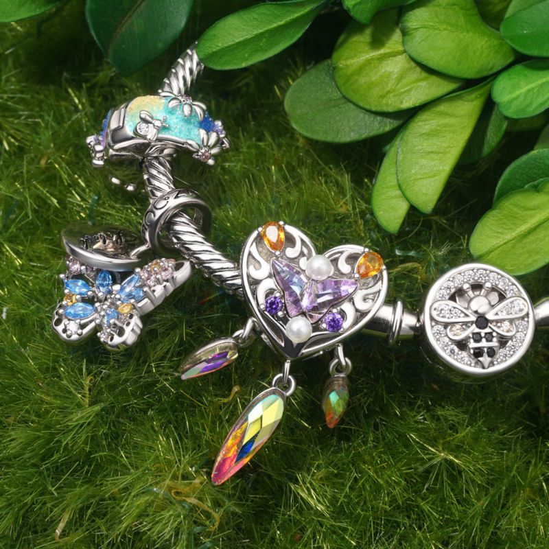 Bee Daisy Colorful Charm
