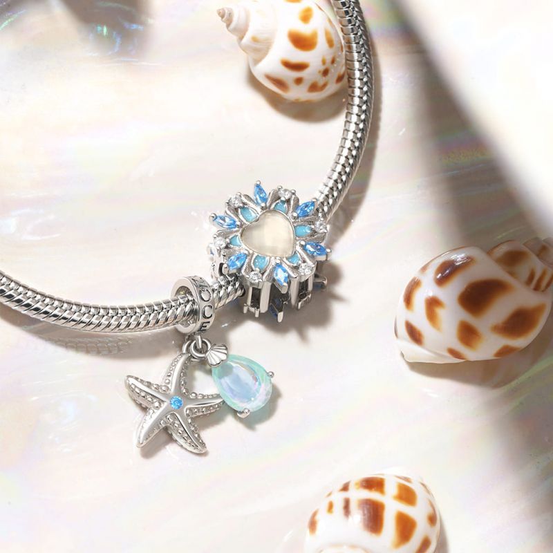 Color-changing Snowflake Charm