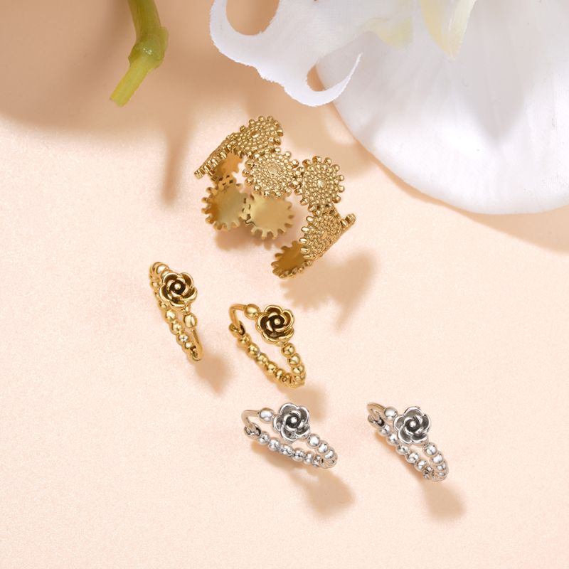 Texture Stitching Gold Ring