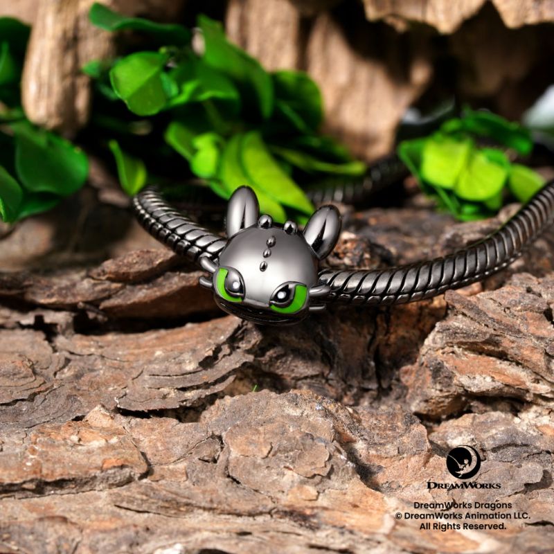 Chilling Toothless Stopper Charm