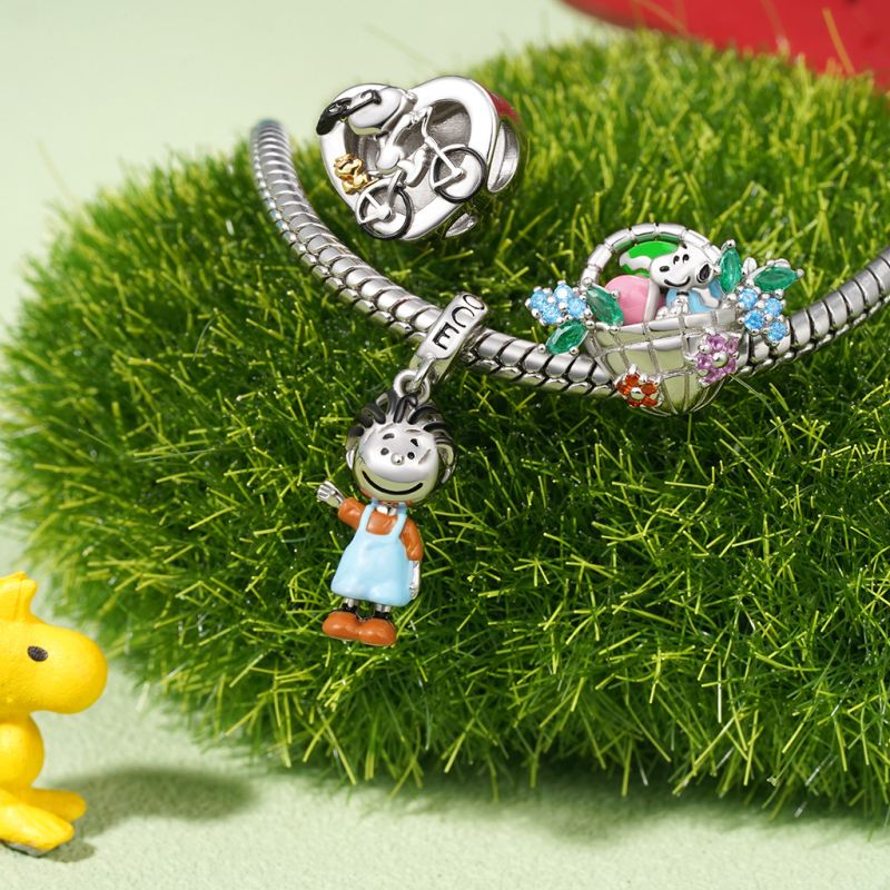 Snoopy Easter Eggs Basket Charm