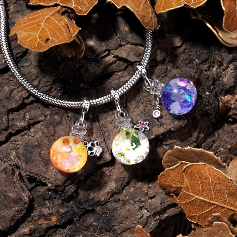 Glitter Engravable Paw Print Quicksand Pendant