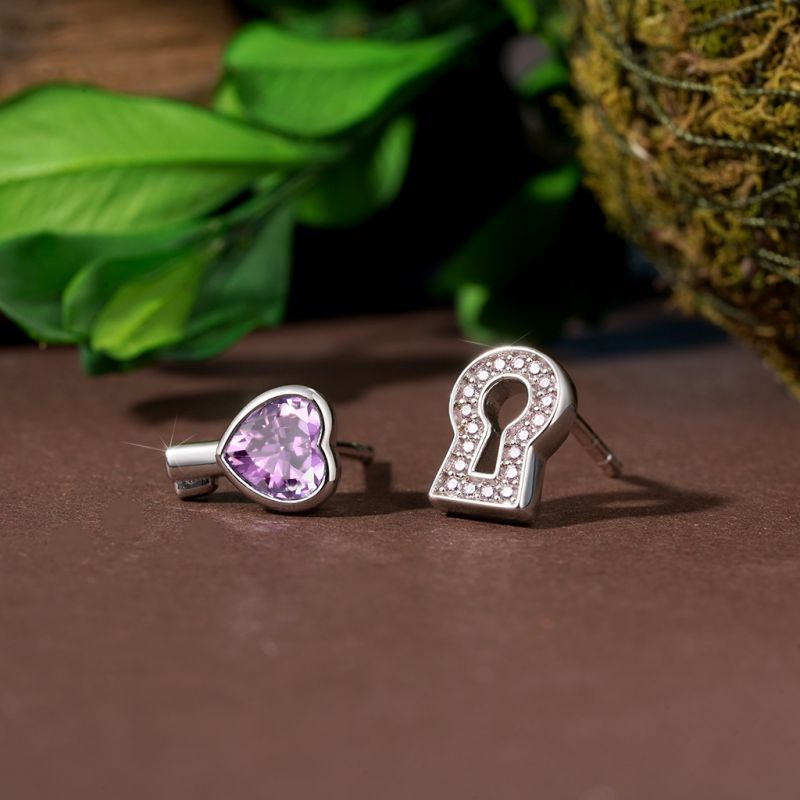 Love Edge Key Lock Earrings