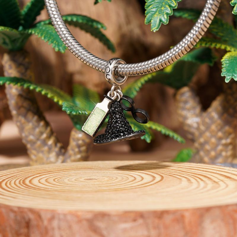 Wicked Elphaba Black Hat Triple Pendant