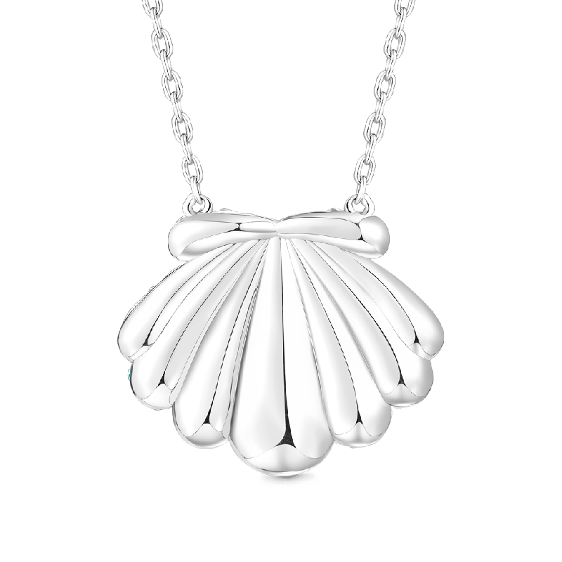 Shell Pendant Necklace