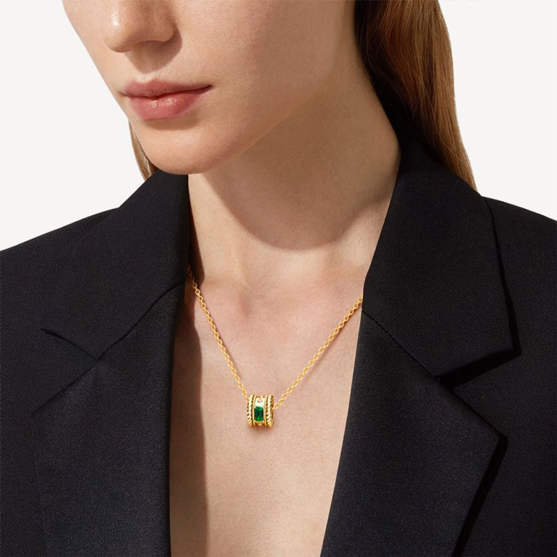 Radiant Cut Emerald Drum Necklace