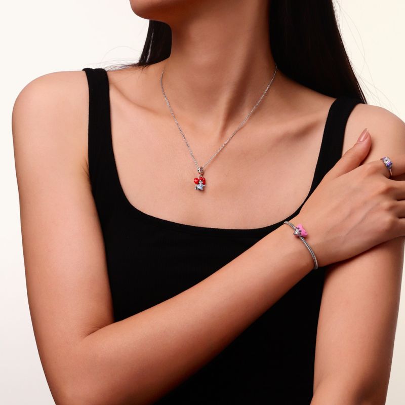Kissy Missy Charm