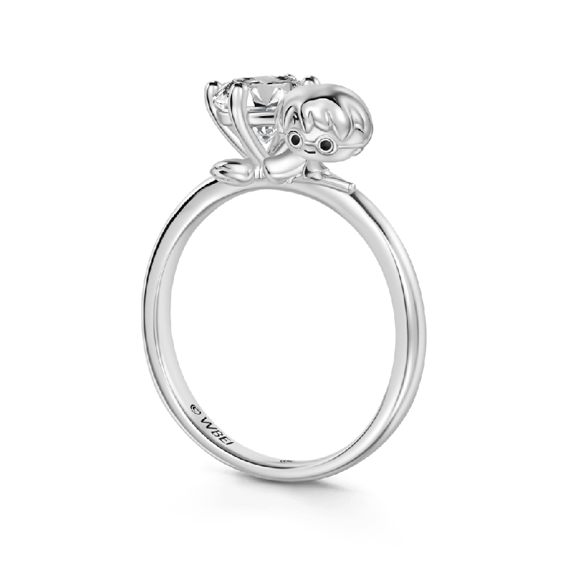 Harry Potter Embraces Ring