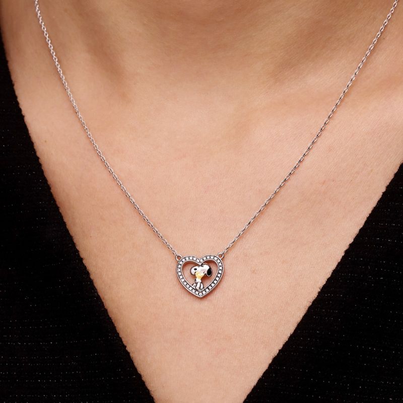 Snoopy Embrace Woodstock Heart Necklace