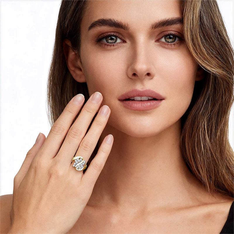 Curve Round-Cut Ring