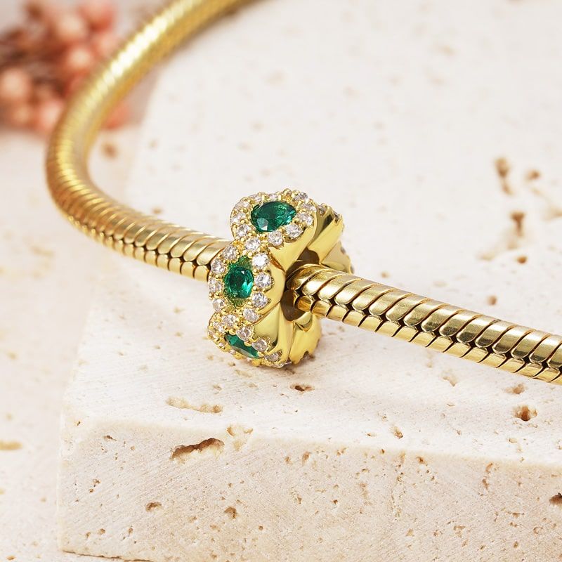 Oval Cut Emerald Stopper
