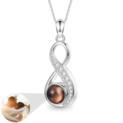 Projection Infinite Love Necklace