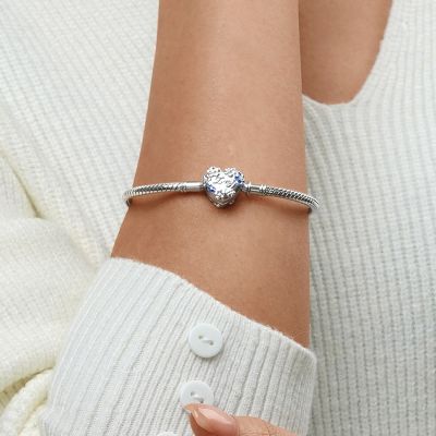Blue Flowers Engravable Basic Bracelet
