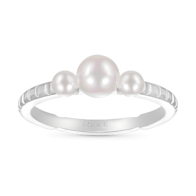 Pearl Cluster Ring