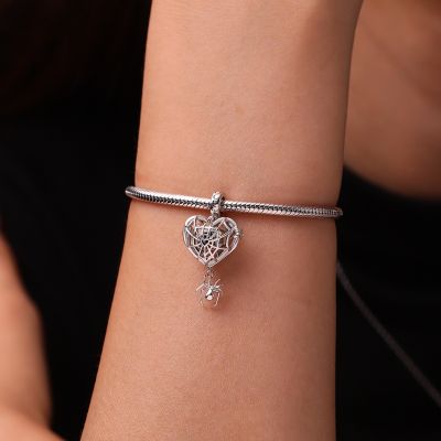 Wireless LED Glow Spider Web Love Pendant