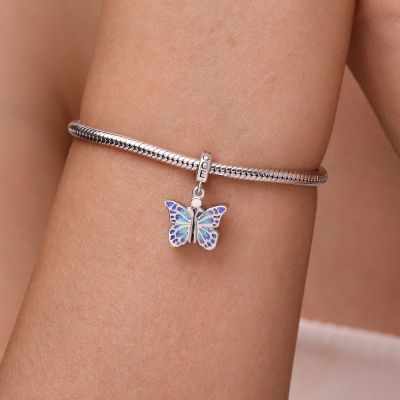 Blue Butterfly Vibrating Wings Pendant