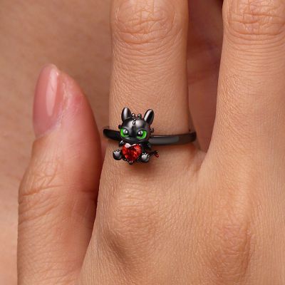Toothless Embraces Heart Ring