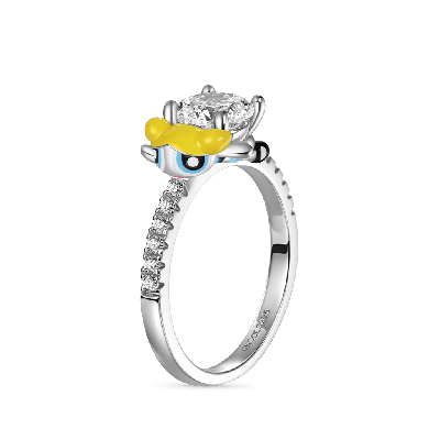 Bubbles Embraces Ring