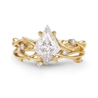 Kite-Cut Engagement Ring Set
