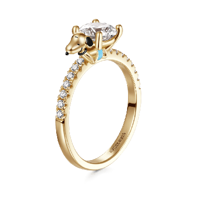 Snoopy Carrying Moissanite Ring