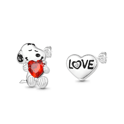 Snoopy Embrace Love Heart Earrings